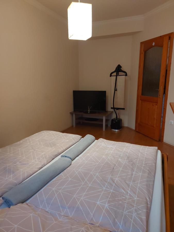 דברצן Lara Apartman מראה חיצוני תמונה