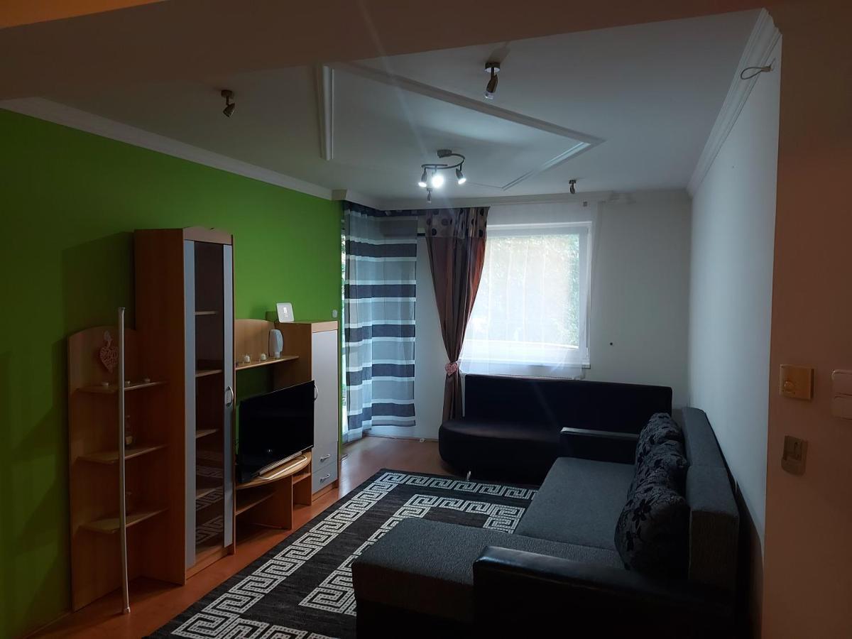 דברצן Lara Apartman מראה חיצוני תמונה